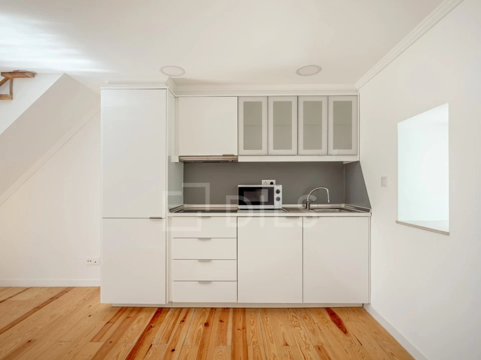 Apartamento T1 para Venda em Misericórdia Foto 32