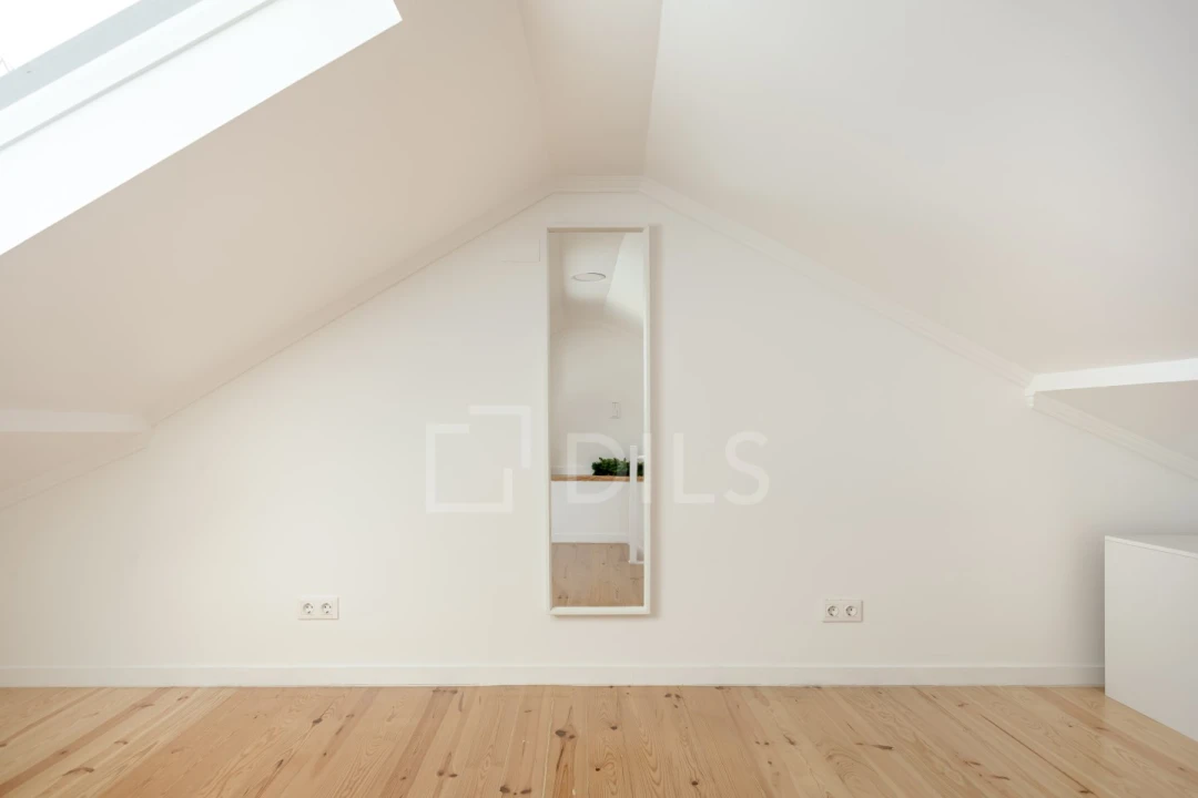 Apartamento T1 para Venda em Misericórdia Foto 10