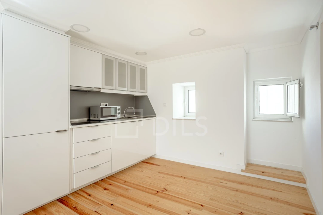 Apartamento T1 para Venda em Misericórdia Foto 6