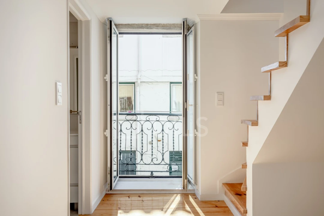 Apartamento T1 para Venda em Misericórdia Foto 26