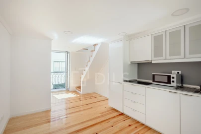 Apartamento T1 para Venda em Misericórdia