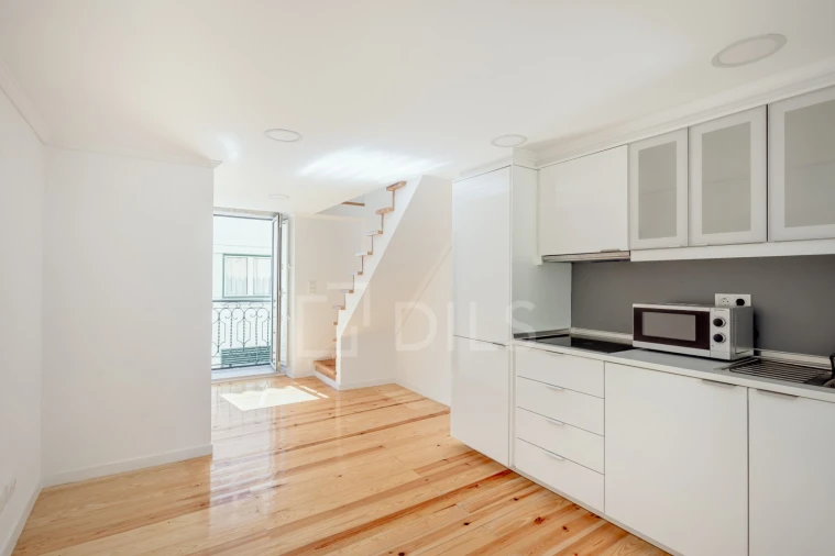 Apartamento T1 para Venda em Misericórdia Foto 5