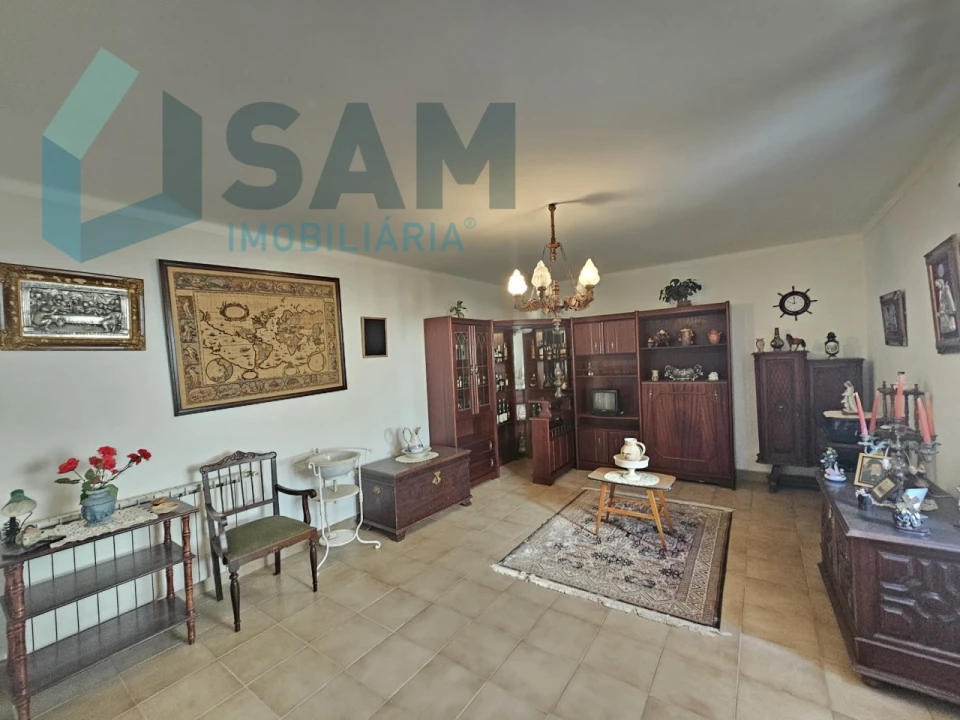 Moradia T2 para Venda em Santa Maria, São Pedro e Matacães Foto 21