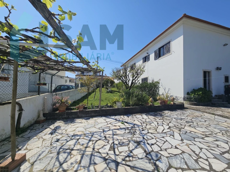 Moradia T2 para Venda em Santa Maria, São Pedro e Matacães Foto 28