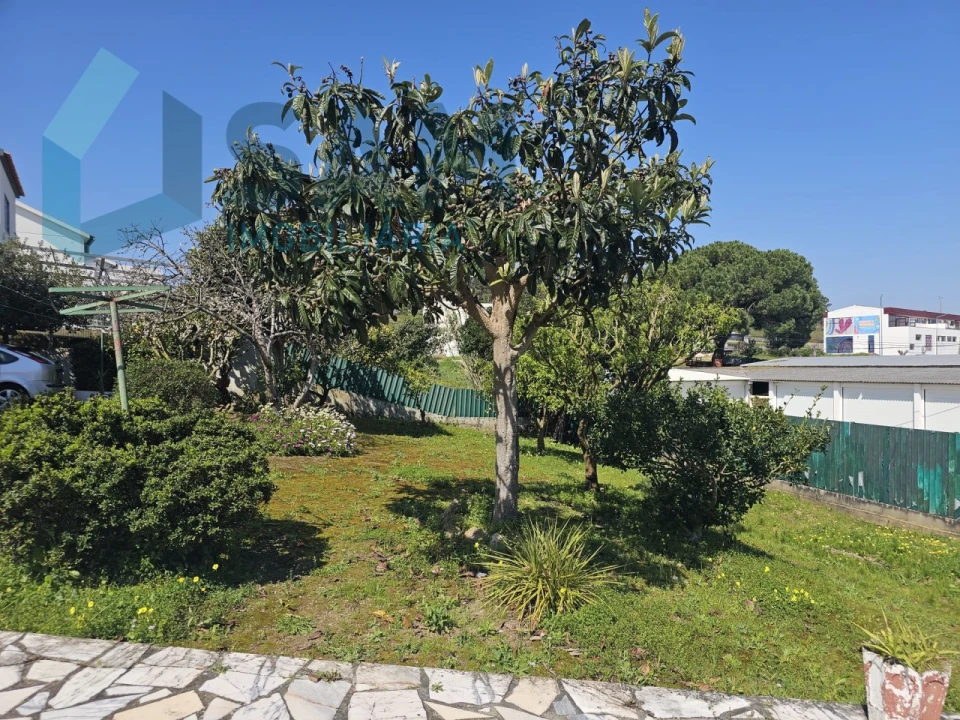 Moradia T2 para Venda em Santa Maria, São Pedro e Matacães Foto 30