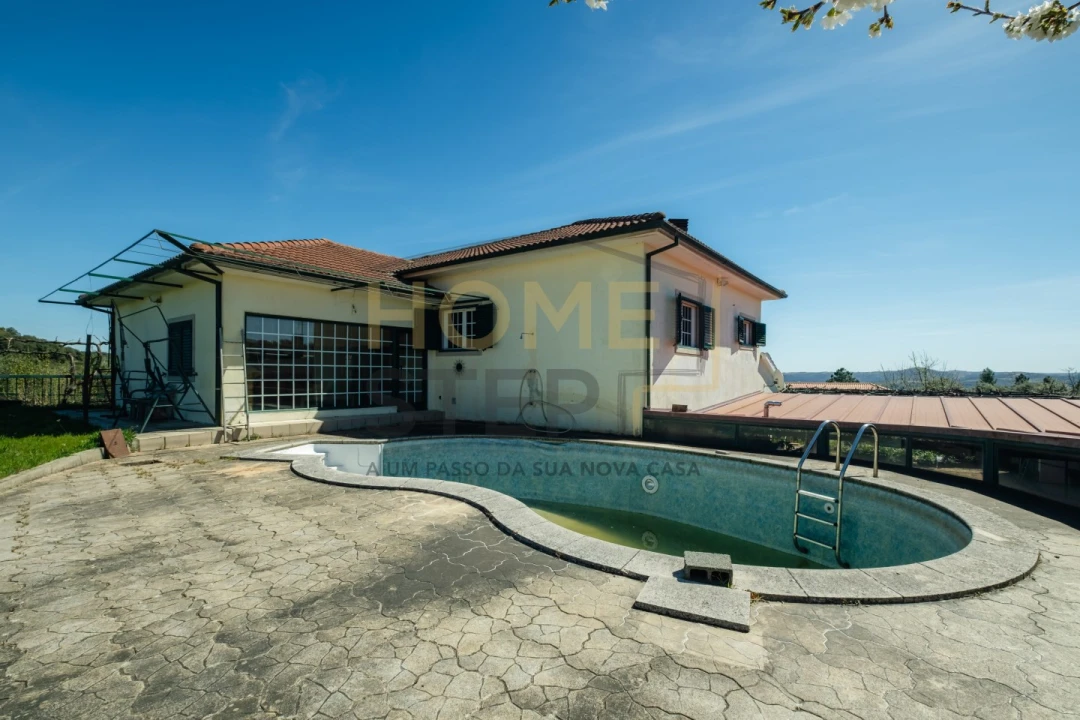 Quinta T4 para Venda em São Pedro de Serracenos Foto 2