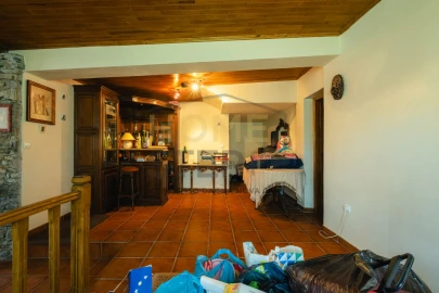 Quinta T4 para Venda em São Pedro de Serracenos