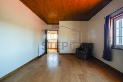 Quinta T4 para Venda em São Pedro de Serracenos