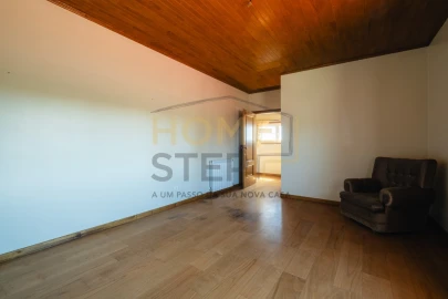 Quinta T4 para Venda em São Pedro de Serracenos