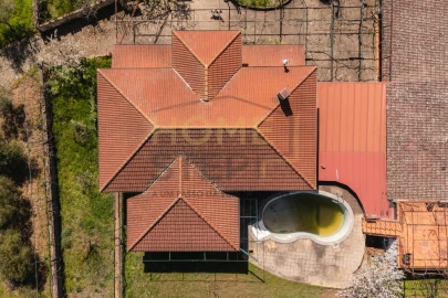 Quinta T4 para Venda em São Pedro de Serracenos