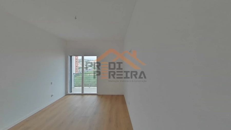 Apartamento T3 para Venda em Odivelas Foto 16