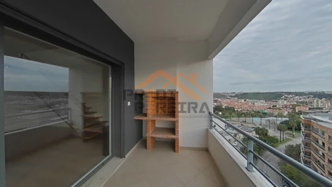 Apartamento T3 para Venda em Odivelas