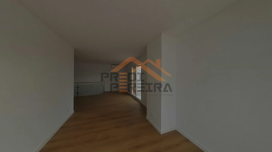 Apartamento T3 para Venda em Odivelas Foto 26