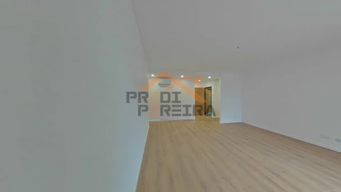 Apartamento T3 para Venda em Odivelas