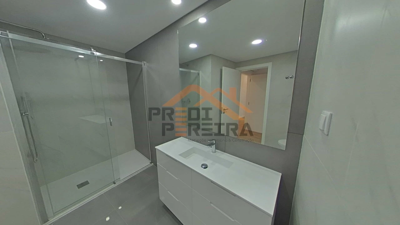 Apartamento T3 para Venda em Odivelas Foto 20