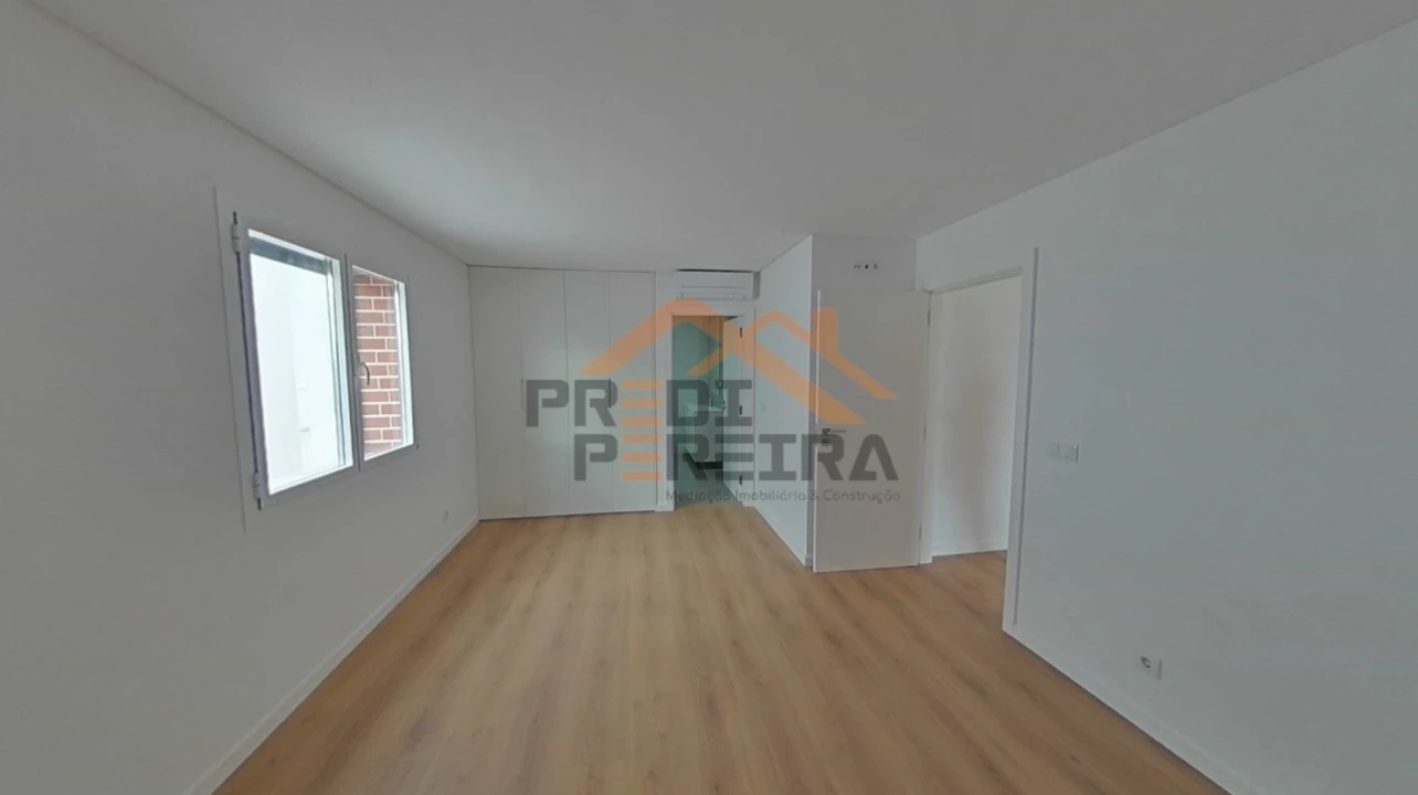 Apartamento T3 para Venda em Odivelas Foto 27