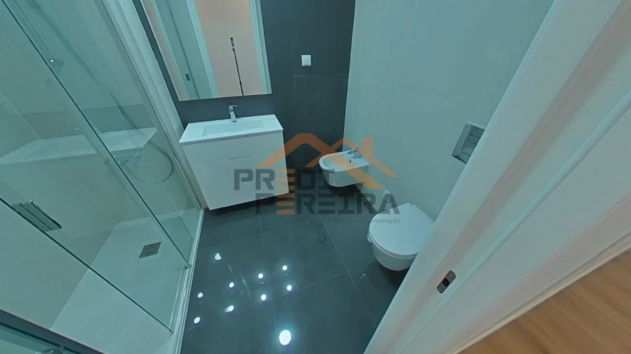 Apartamento T3 para Venda em Odivelas Foto 9