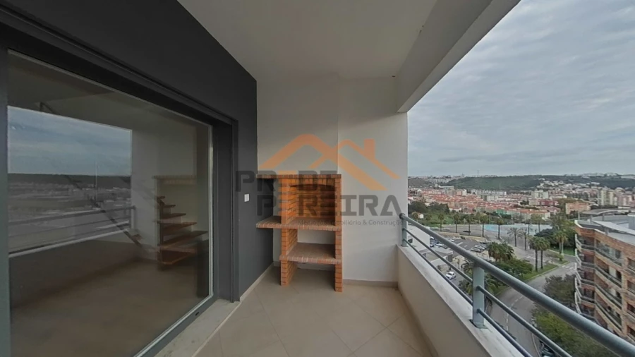 Apartamento T3 para Venda em Odivelas Foto 4