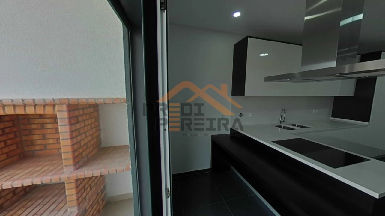 Apartamento T3 para Venda em Odivelas Foto 11