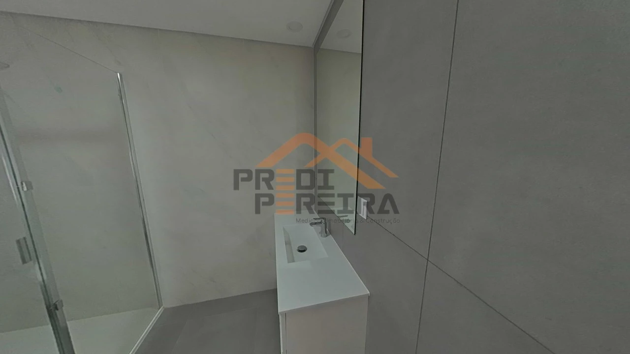 Apartamento T3 para Venda em Odivelas Foto 38