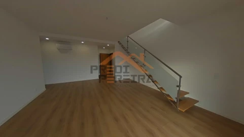 Apartamento T3 para Venda em Odivelas