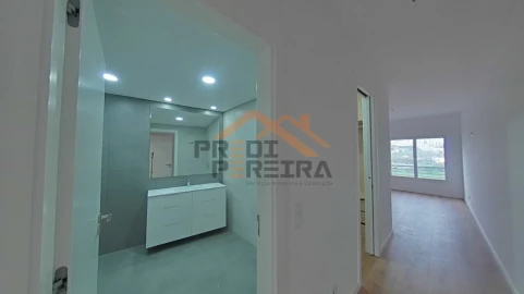 Apartamento T3 para Venda em Odivelas