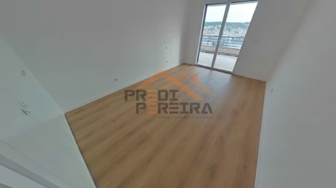 Apartamento T3 para Venda em Odivelas