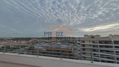 Apartamento T3 para Venda em Odivelas