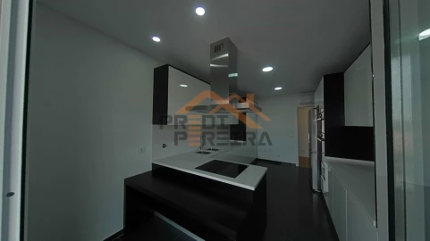 Apartamento T3 para Venda em Odivelas