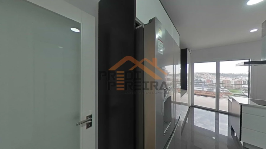 Apartamento T3 para Venda em Odivelas Foto 10