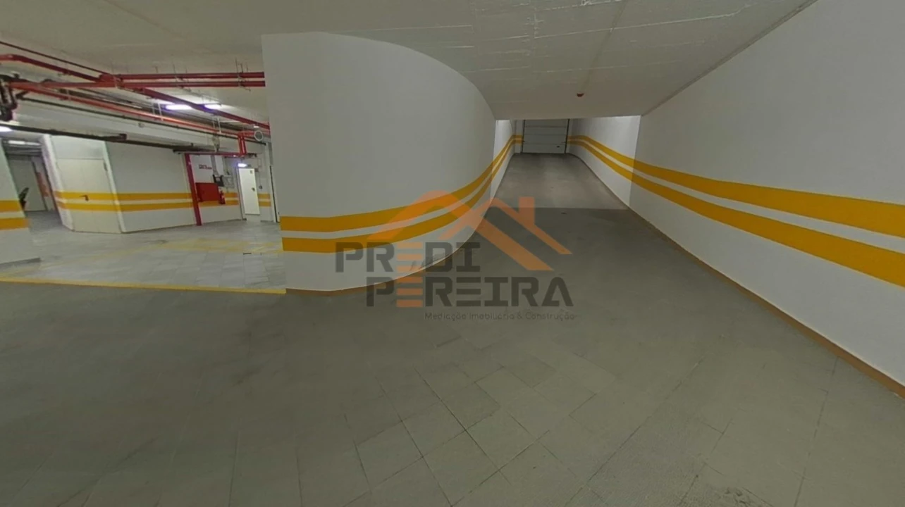 Apartamento T3 para Venda em Odivelas Foto 16