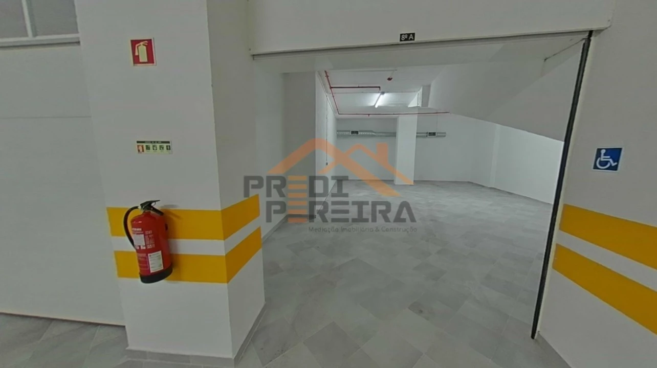 Apartamento T3 para Venda em Odivelas Foto 17