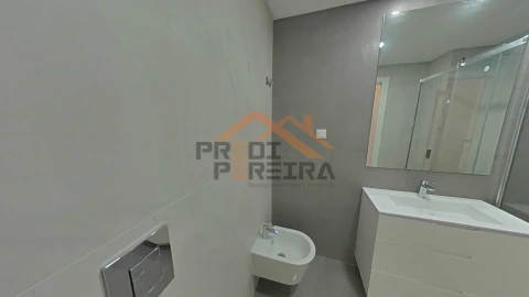 Apartamento T3 para Venda em Odivelas