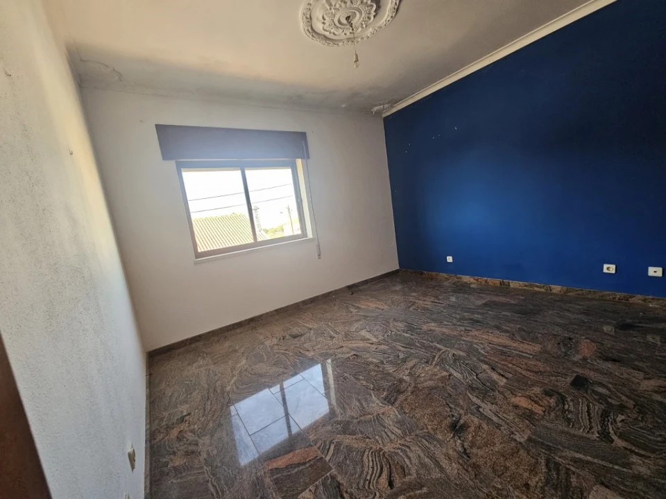Apartamento T4 para Venda em Gaio-Rosário e Sarilhos Pequenos Foto 23