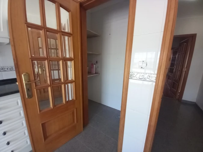 Moradia T4 para Venda em Santo Isidoro Foto 11