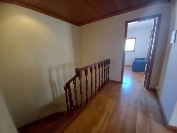 Moradia T4 para Venda em Santo Isidoro Foto 48