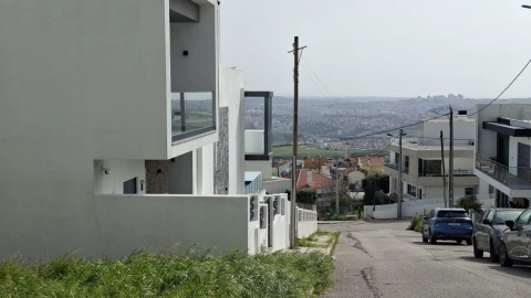 Terreno para Venda em Pontinha e Famões
