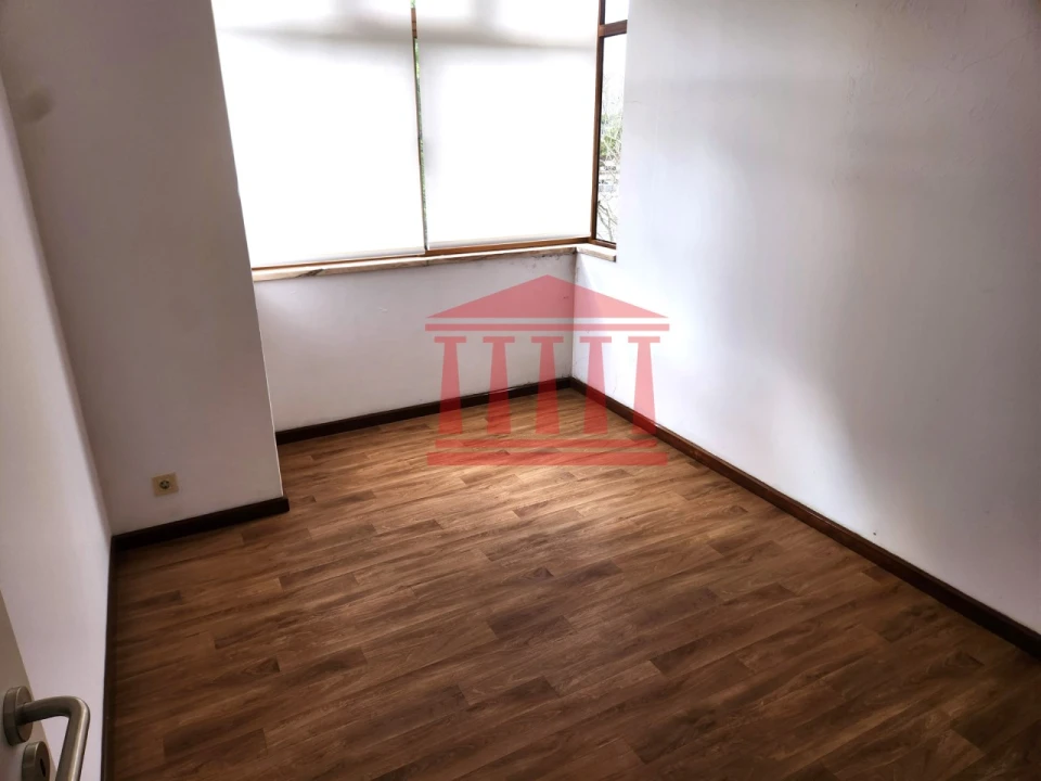 Escritório para Arrendamento em Barcelos, V.Boa, V.Frescainha Foto 3