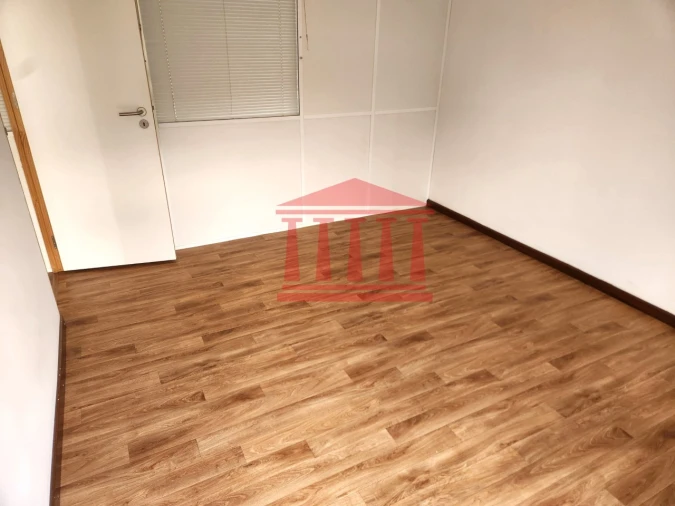 Escritório para Arrendamento em Barcelos, V.Boa, V.Frescainha Foto 2