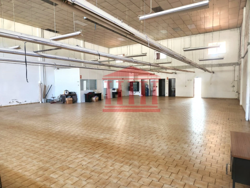 Armazém para Venda em Barcelos, V.Boa, V.Frescainha Foto 5