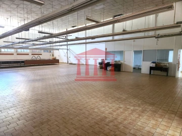 Armazém para Venda em Barcelos, V.Boa, V.Frescainha
