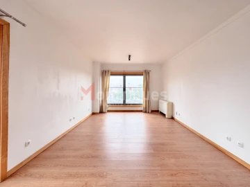 Apartamento T1 para Arrendamento em Parque das Nações