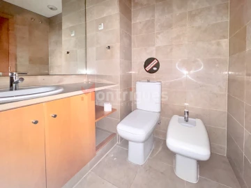 Apartamento T1 para Arrendamento em Parque das Nações