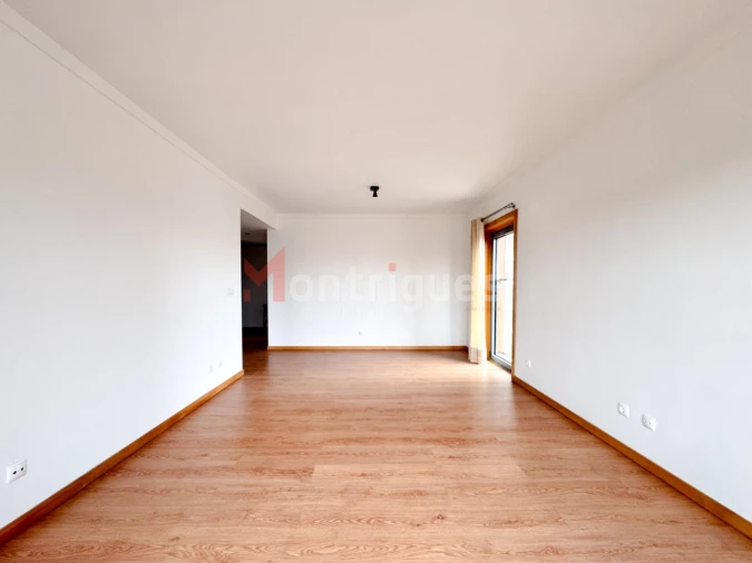 Apartamento T1 para Arrendamento em Parque das Nações Foto 15