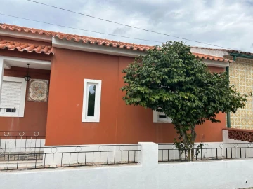 Moradia T3 para Venda em Pego