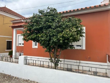 Moradia T3 para Venda em Pego