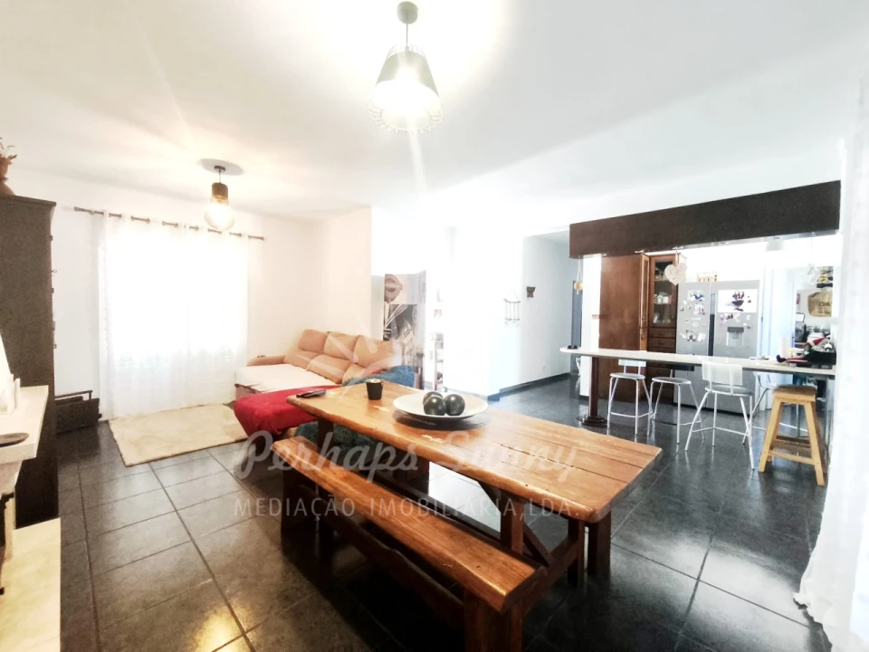 Moradia T3 para Venda em Santa Maria do Castelo e Santiago e Santa Susana Foto 1