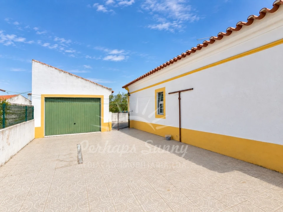 Moradia T3 para Venda em Santa Maria do Castelo e Santiago e Santa Susana Foto 14
