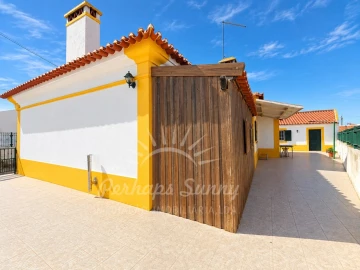 Moradia T3 para Venda em Santa Maria do Castelo e Santiago e Santa Susana