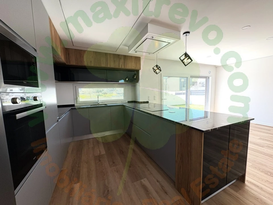 Moradia T4 para Venda em Charneca de Caparica e Sobreda Foto 4